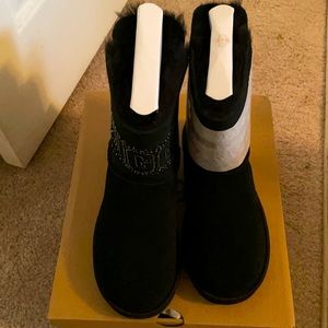 Ugg boots brand new black Size 6.